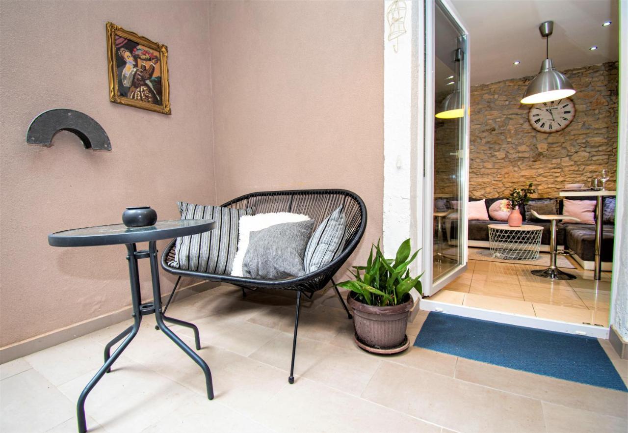 Ferienwohnung Nina Colosseum Pula Exterior foto